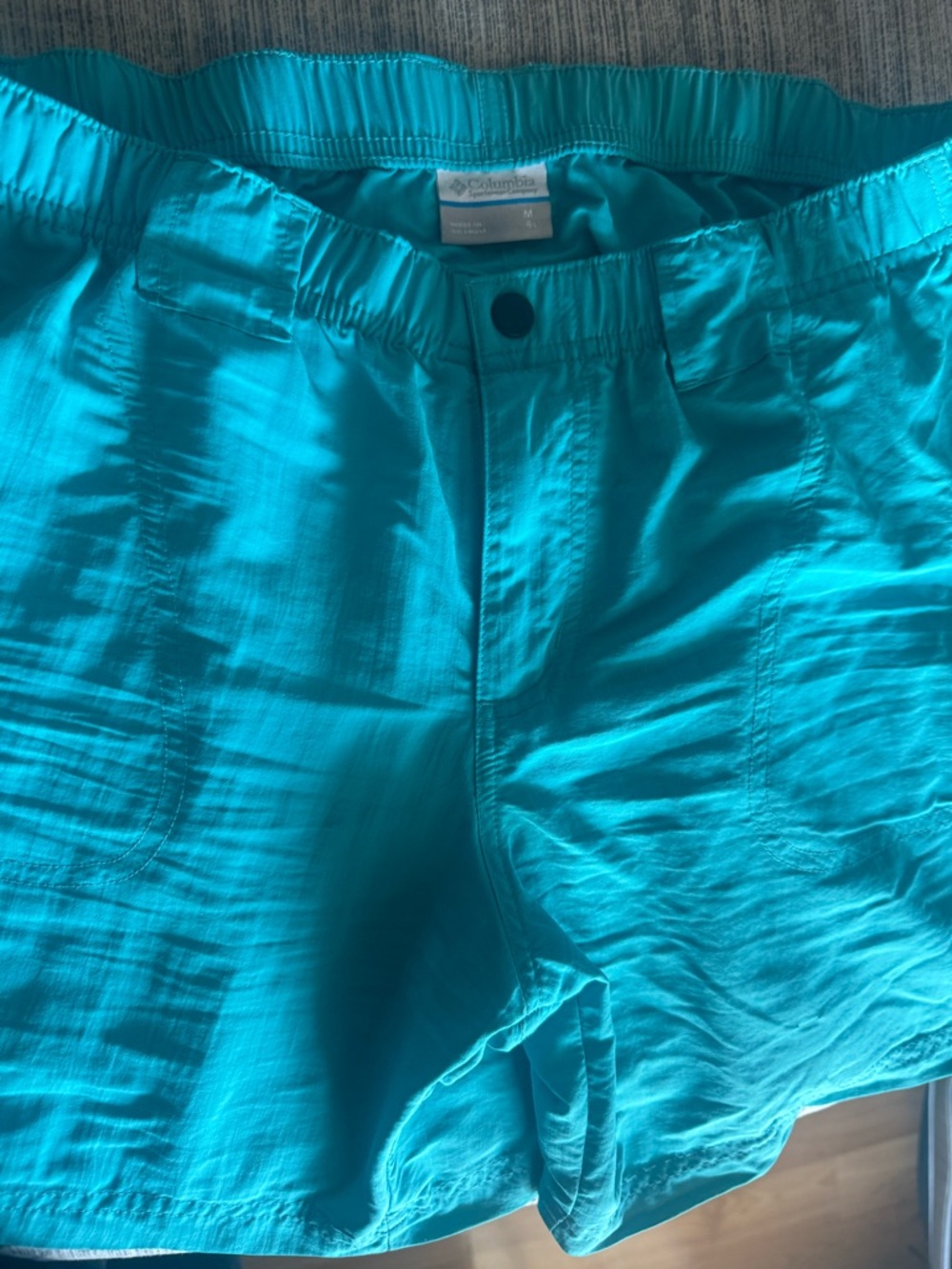 Columbia women’s Turquoise Lightweight Outdoor Shorts